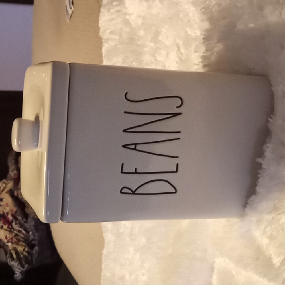 Rea Dunn Bean container  new never used